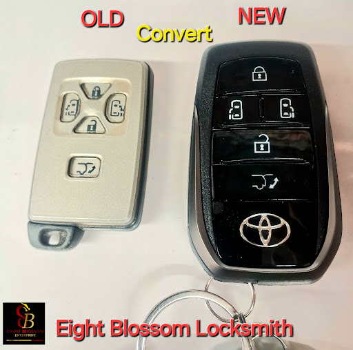 EIGHT BLOSSOM LOCKSMITH