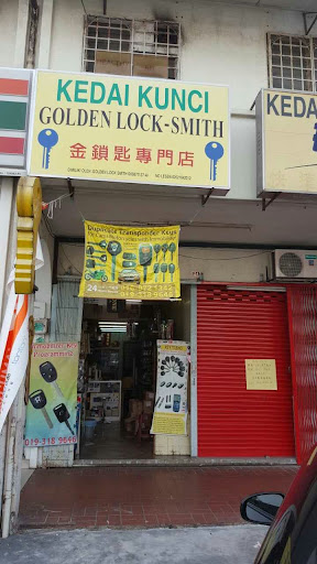 Golden Lock- Smith