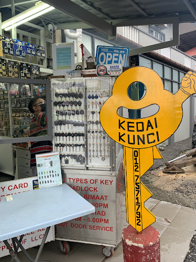 KEDAI KUNCI CHUI SENG