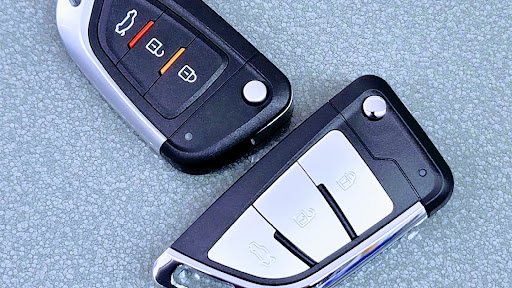 Tukang kunci, locksmith (fix services )