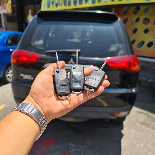 Suk Heng Locksmith